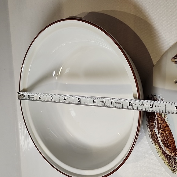 Vintage Royal worcester old English game 1978s Casserole dish with lid - Picture 3 of 7